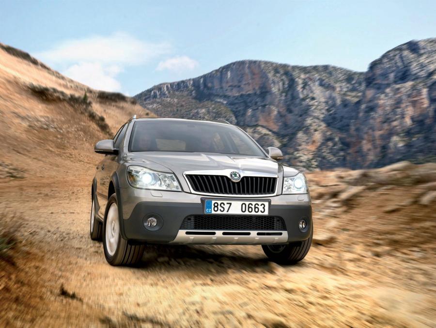  Skoda Octavia Scout 2009 года  (фото 25 из 35)